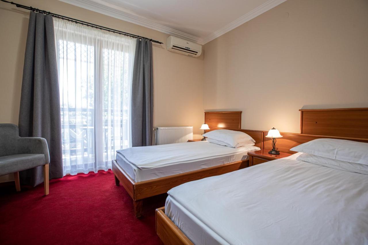 Hotel Vila Lago Palić Exteriör bild